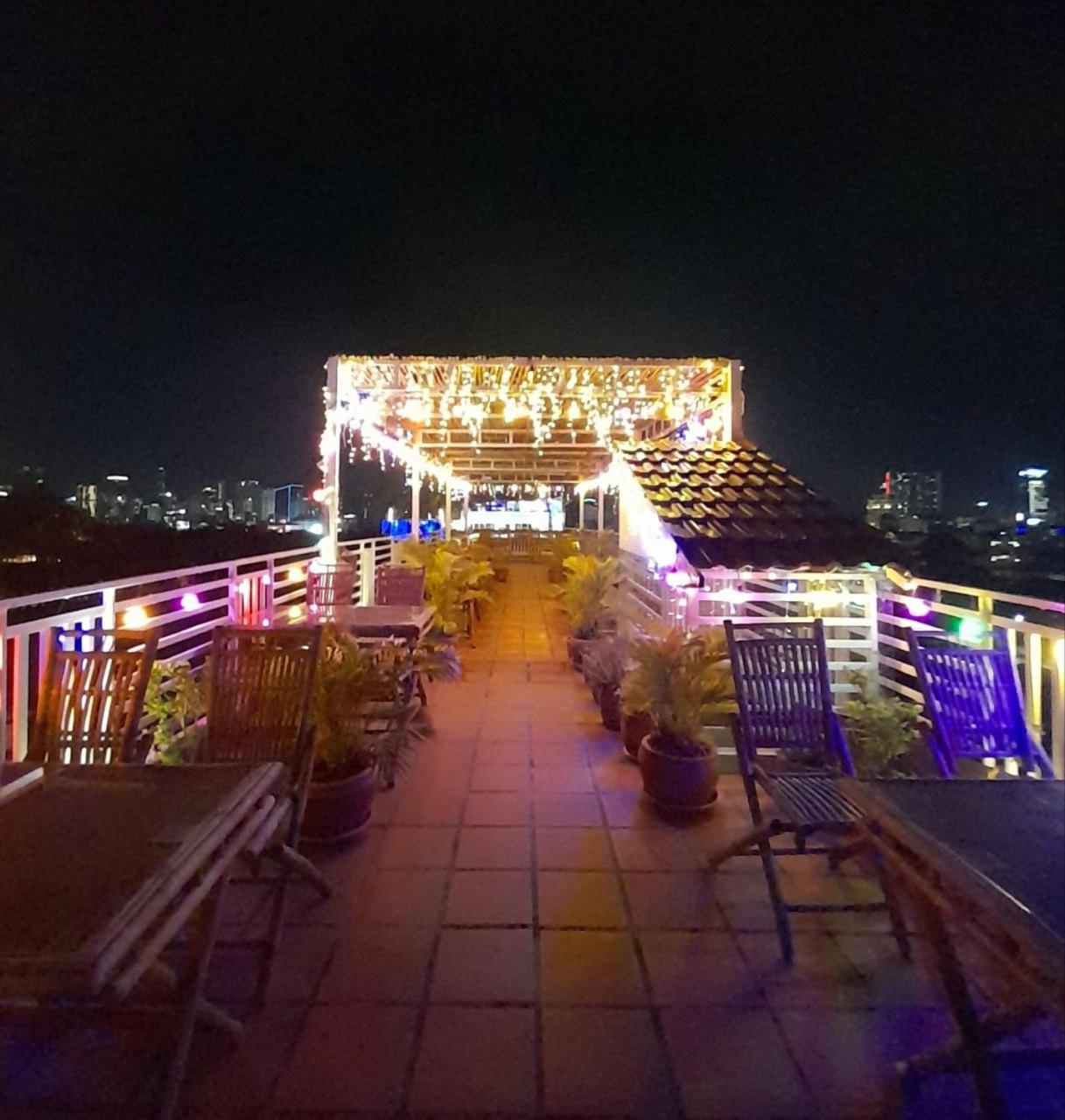 4 Rivers Hotel Пном Пен Екстериор снимка