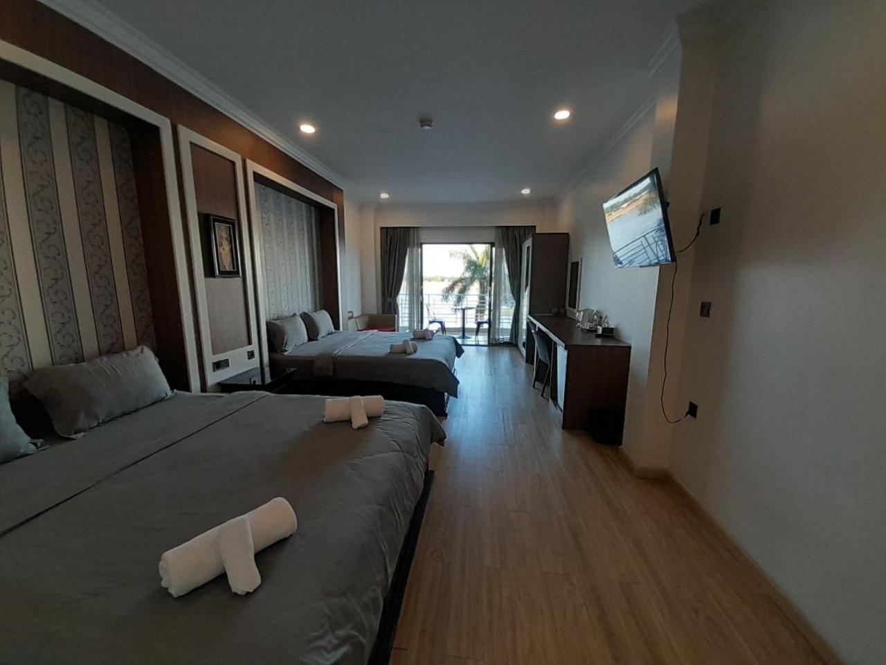 4 Rivers Hotel Пном Пен Екстериор снимка