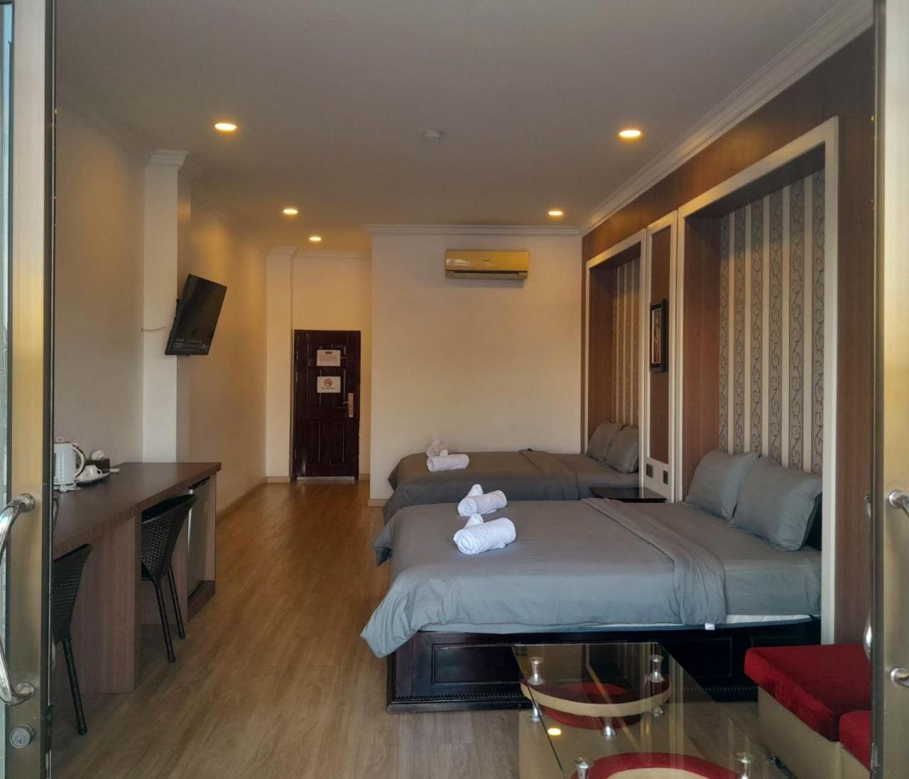 4 Rivers Hotel Пном Пен Екстериор снимка