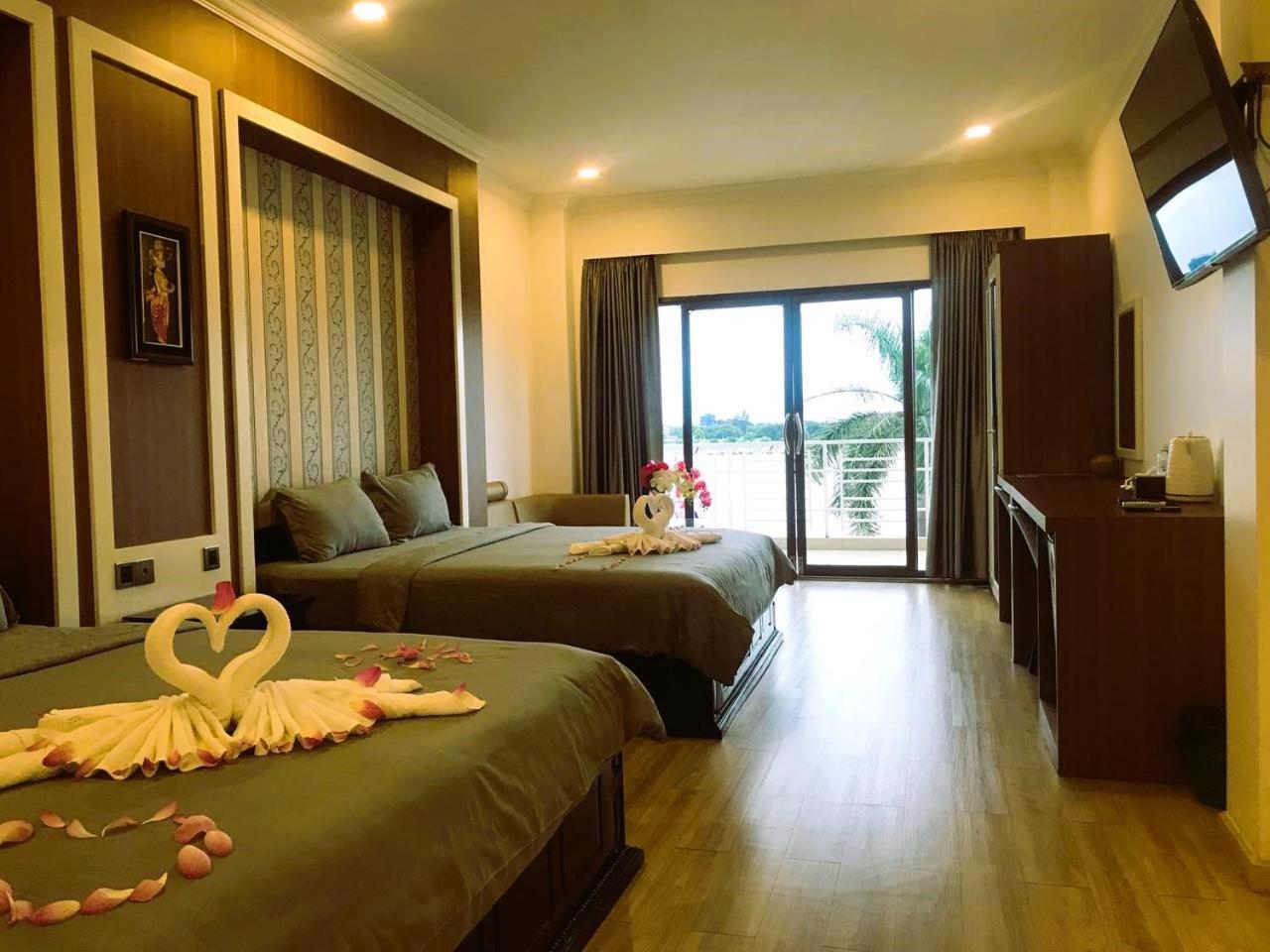 4 Rivers Hotel Пном Пен Екстериор снимка