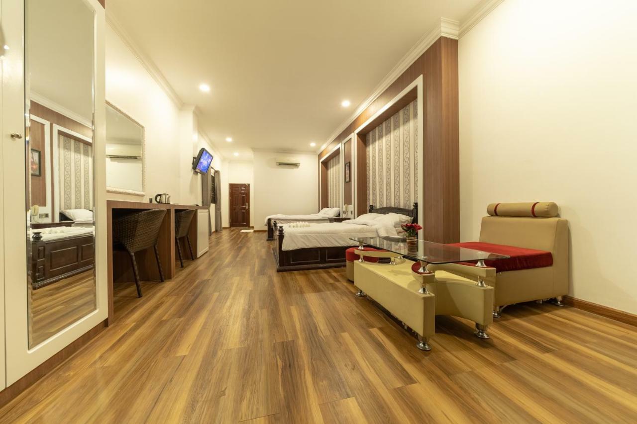 4 Rivers Hotel Пном Пен Екстериор снимка