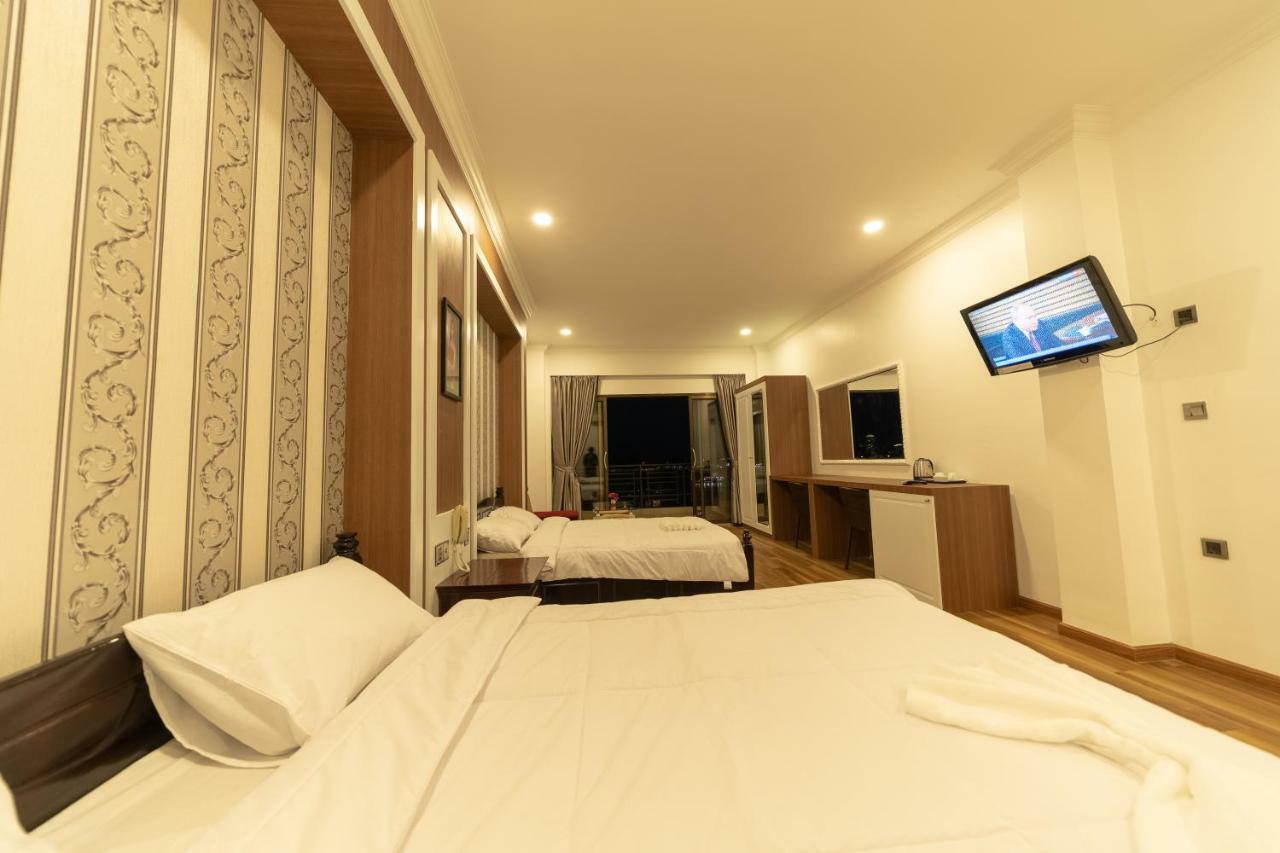 4 Rivers Hotel Пном Пен Екстериор снимка