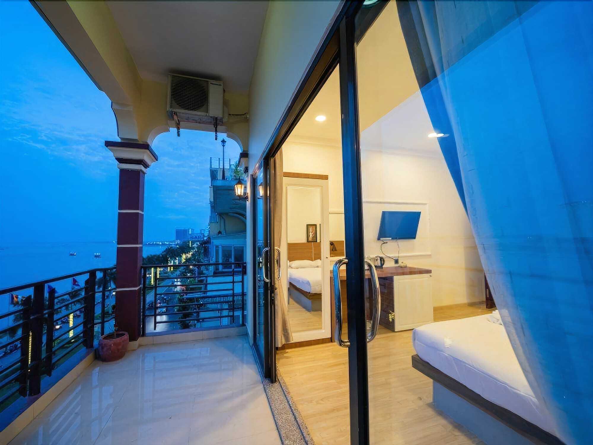 4 Rivers Hotel Пном Пен Екстериор снимка